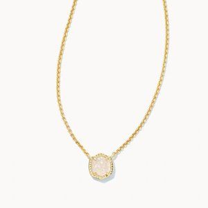 Kendra Scott Davie Gold Pendant Necklace NWT + In Bag